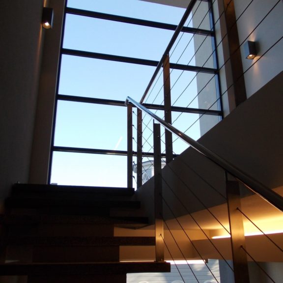 Black Swan shopping and luxury appartaments